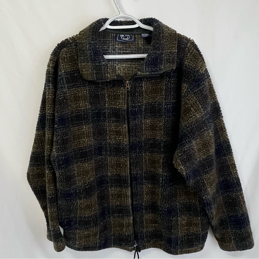 Canadain Made 80s Cherokee Women’s Zip-Up Fleece Jacket in Olive and Navy Plaid